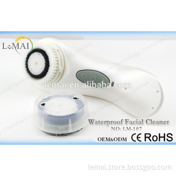 Removing all cosmetics and Exfoliating electric waterproof facial cleansing brush